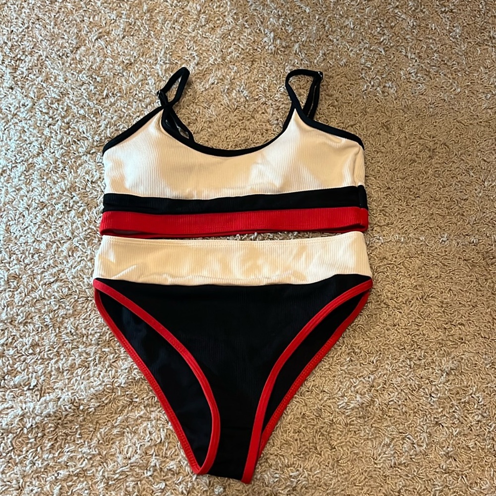 Cupshe two piece bathing suit